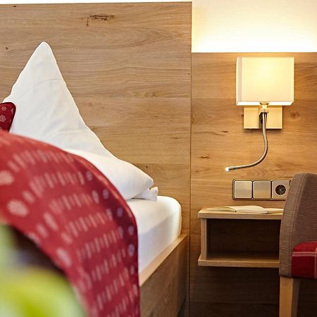 Landhotel Mohren Neuravensburg ภายนอก รูปภาพ