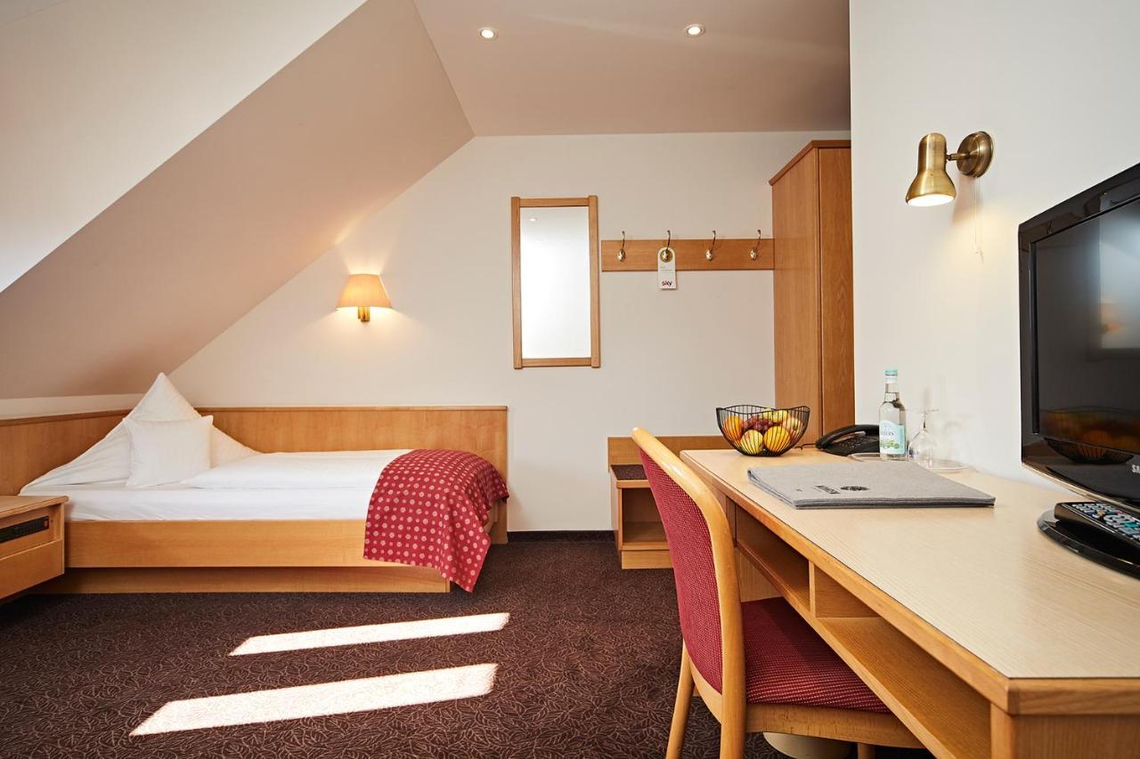 Landhotel Mohren Neuravensburg ภายนอก รูปภาพ