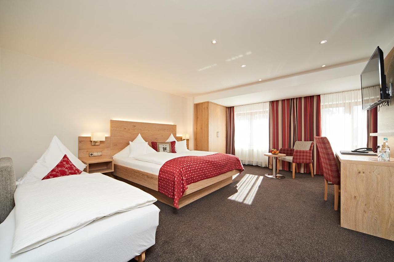 Landhotel Mohren Neuravensburg ภายนอก รูปภาพ