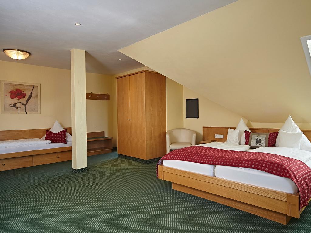 Landhotel Mohren Neuravensburg ภายนอก รูปภาพ
